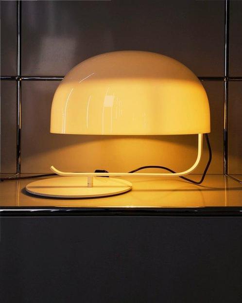 Oluce - Marco Zanuso - Tafellamp - Zanuso - Wit - Metaal,, Antiek en Kunst, Antiek | Verlichting