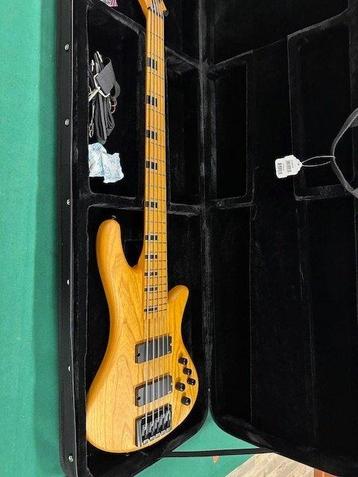 Schecter - Stiletto Session-5 ans - - Guitare basse