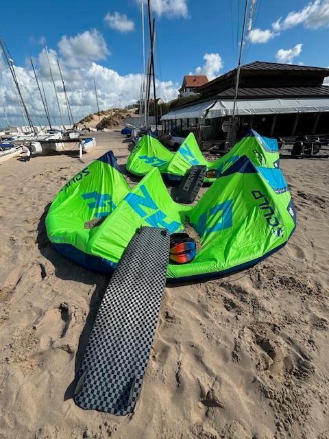 Ailes de kitesurf en promotion - Neuf et occasion, Watersport en Boten, Kitesurfen, Ophalen of Verzenden