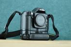 Nikon D100 + Better-Grip MB-D100 Digitale reflex camera