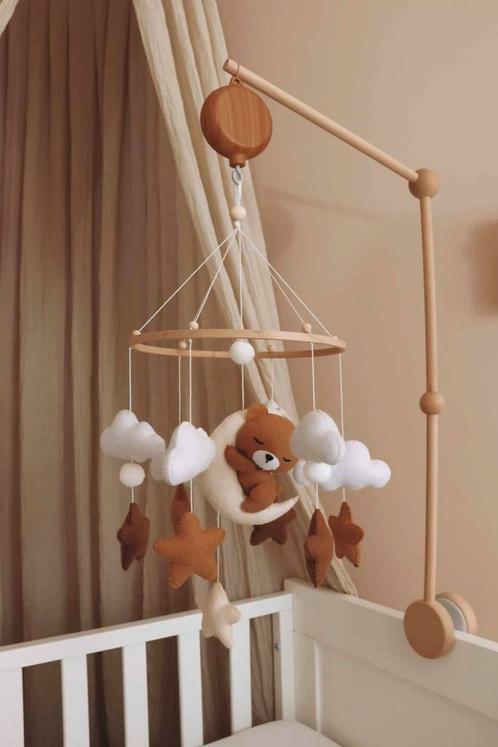Complete set Handgemaakte slapende teddybeer muziekmobiel, Enfants & Bébés, Chambre d'enfant | Aménagement & Décoration