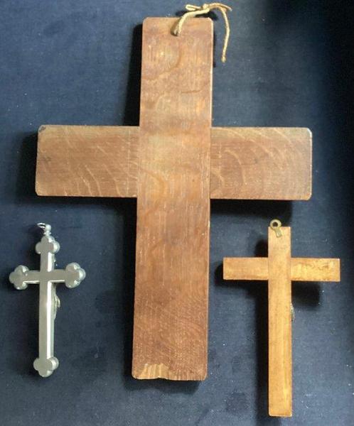 Crucifix (3) - hout met koper - 1920-1930, Antiek en Kunst, Antiek | Boeken en Manuscripten