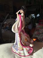 Danbury Mint - Figurine - The Iris Princess - Porcelaine à
