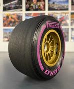 Pneu complet sur la roue - Formule 1 Pirelli - O.Z. *** NO