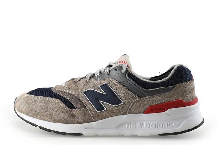 New Balance Sneakers in maat 44 Grijs, Vêtements | Hommes, Chaussures, Envoi