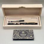 Kuretake & Wancher - Maki-e with Eda-zakura design -, Nieuw