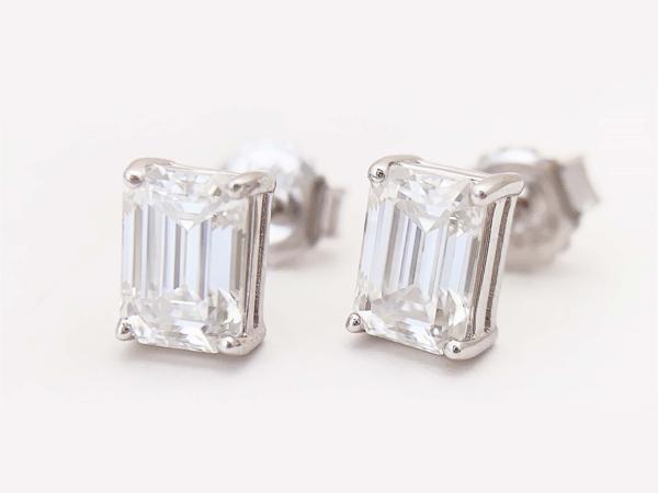 Veiling - Oorbellen wit emerald, Handtassen en Accessoires, Oorbellen