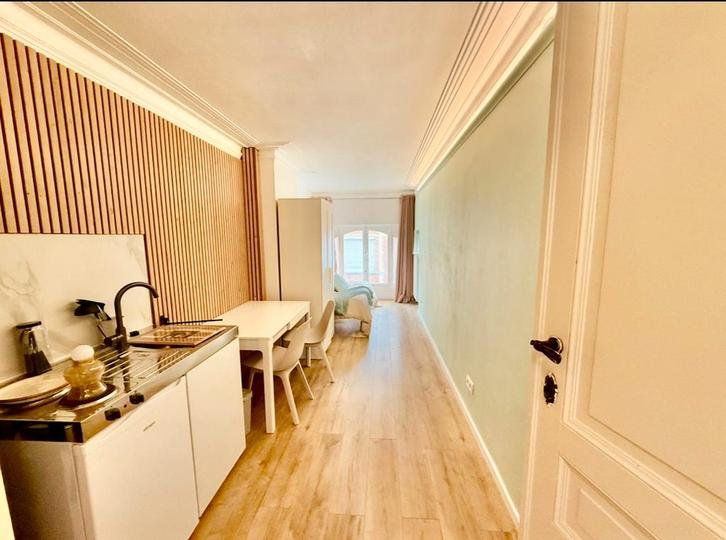 Huis aan Rue de Veeweyde, Anderlecht, Immo, Appartementen en Studio's te huur, 20 tot 35 m²