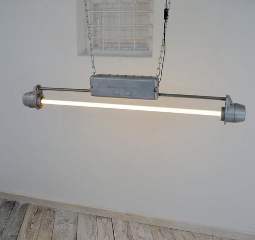CCCP - Plafondlamp - aluminium, Antiek en Kunst, Curiosa en Brocante