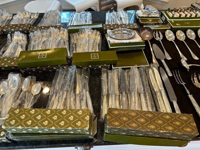 Christofle - Ménagère pour 12 personnes (84) - Malmaison -, Antiek en Kunst, Antiek | Meubels | Tafels