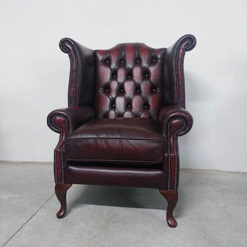 Chesterfield style - Fauteuil - Reine Anne - Bois, Cuir -, Antiek en Kunst, Curiosa en Brocante