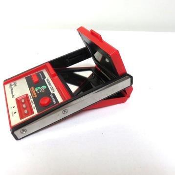 Nintendo - Game & Watch - Panorama - Marios Bombs Away beschikbaar voor biedingen