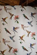 Tissu Art Nouveau avec des colibris réalistes - Artmaison