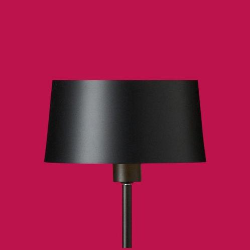 Herstal - Staande lamp - CUUB - Zwart - Metaal - Geen, Antiek en Kunst, Antiek | Verlichting