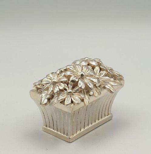 Bartolini e Bartolozzi - Cesto di fiori rivestito in Argento, Antiek en Kunst, Antiek | Zilver en Goud