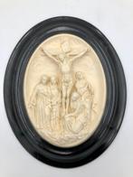 E. Courtépée - sculptuur, Christ sur la croix - 40 cm -