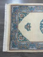 China - Vloerkleed - 135 cm - 93 cm - Professioneel, Huis en Inrichting, Stoffering | Tapijten en Vloerkleden, Nieuw