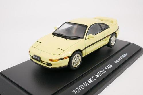 Ebbro 1:43 - Modelauto - Toyota MR2 SW20 - 1989 - yellow -, Hobby en Vrije tijd, Modelauto's | 1:5 tot 1:12