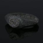 Oud-Romeins Brons Ring met een dolfijn (Zonder Minimumprijs)