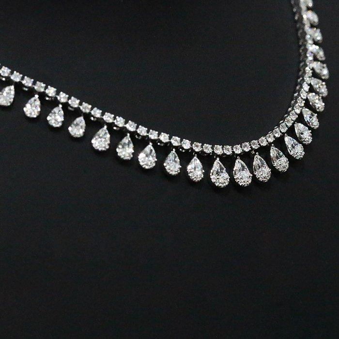 Halsketting - 18 karaat Witgoud - 7.47ct. tw. Diamant, Handtassen en Accessoires, Kettingen