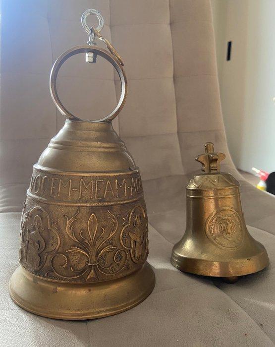 Decoratieve bel (2) - Europa - 2 bronzen bellen, Antiquités & Art, Antiquités | Livres & Manuscrits