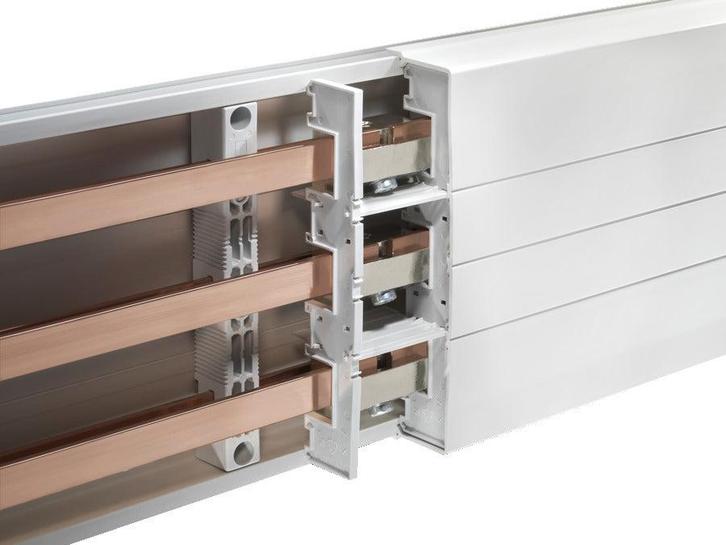 Rittal RiLine60 Support De Montant 4-Pôles - 9340224 [2, Bricolage & Construction, Électricité & Câbles, Envoi