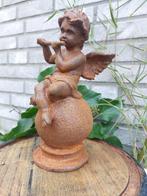 Beeld, angel op sphere musical instrument whistle - 20 cm -, Antiek en Kunst