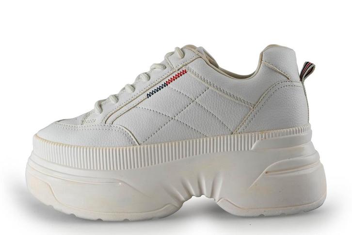 Bershka Sneakers in maat 39 Wit | 5% korting, Kleding | Dames, Schoenen, Wit, Gedragen, Sneakers, Verzenden