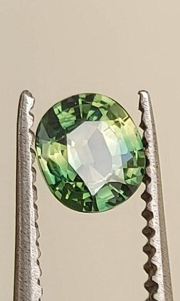 Saffier - 1.05 ct - Antwerp Laboratory for Gemstone Testing beschikbaar voor biedingen