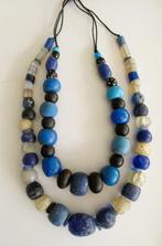 Post-middeleeuws Glas 2 rangen oude glazen parels (Zonder