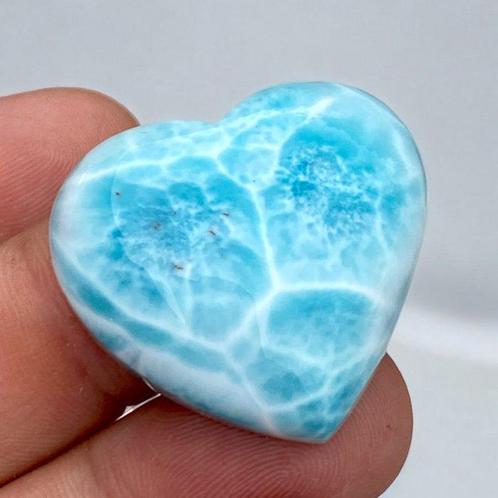 Coeur de Larimar 110 carats Larimar sculpté - Hauteur : 33.5, Verzamelen, Mineralen en Fossielen