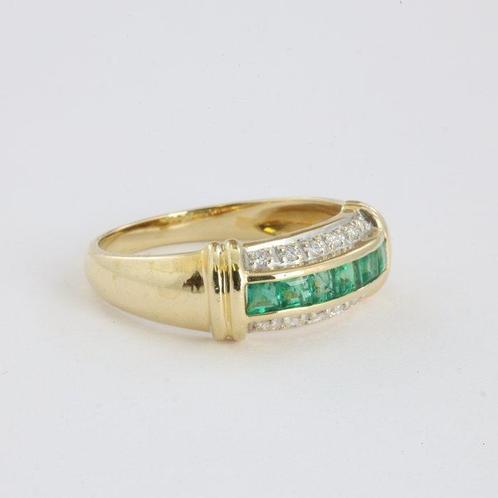 Verlovingsring - 18 karaat Geel goud Smaragd - Diamant, Handtassen en Accessoires, Antieke sieraden