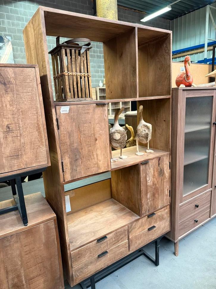 Bergkast mangohout (nieuw, outlet), Huis en Inrichting, Kasten | Wandmeubels, Nieuw