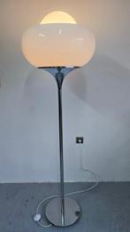 Meblo - Harvey Guzzini - Staande lamp - Jadran - Opaline, Antiek en Kunst