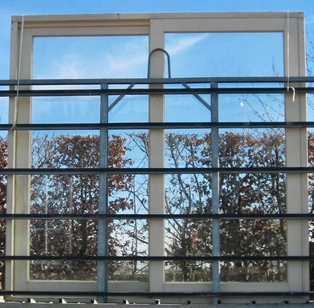 merani houten raam , chassis , venster 270 x 258, Doe-het-zelf en Bouw, Raamkozijnen en Schuifdeuren, Inclusief glas, Gebruikt