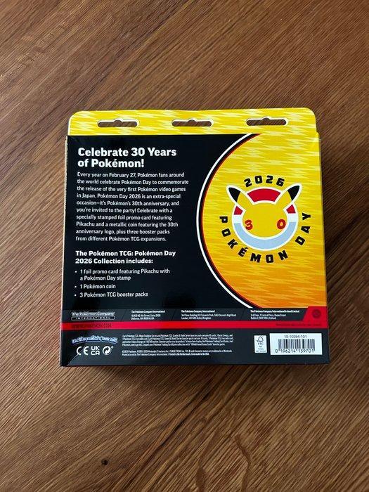 5 Box - Pokémon day 2026 Collection, Hobby en Vrije tijd, Verzamelkaartspellen | Pokémon