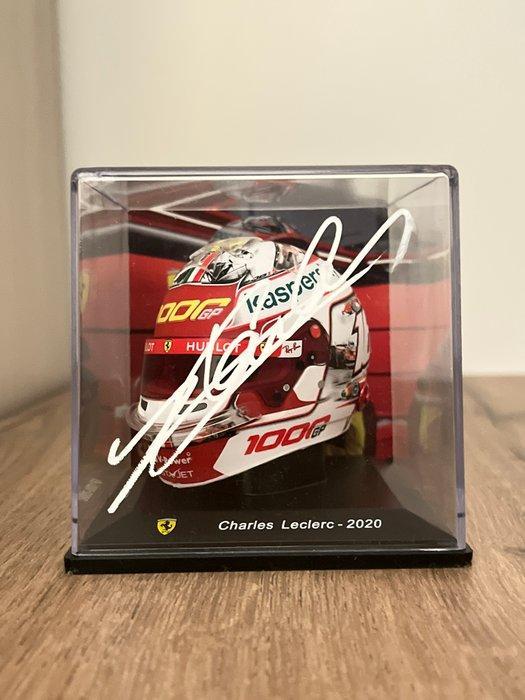 Ferrari - Charles Leclerc - 2020 - Schaal 1/5 helm, Verzamelen, Automerken, Motoren en Formule 1