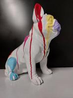 Beeld, pub or French bulldog white sitting in color paint