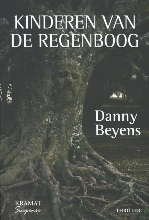 Kinderen van de regenboog / Kramat suspense 9789079552856, Boeken, Thrillers, Gelezen, Verzenden