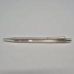 Caran dAche - Ecridor - Pin Stripe motif - Silver plated -, Verzamelen, Pennenverzamelingen, Nieuw