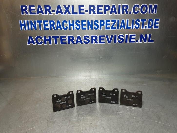 Remblokken voorzijde Volvo 140, 240. (Vooras), Auto-onderdelen, Besturing, Nieuw, Volvo, Verzenden