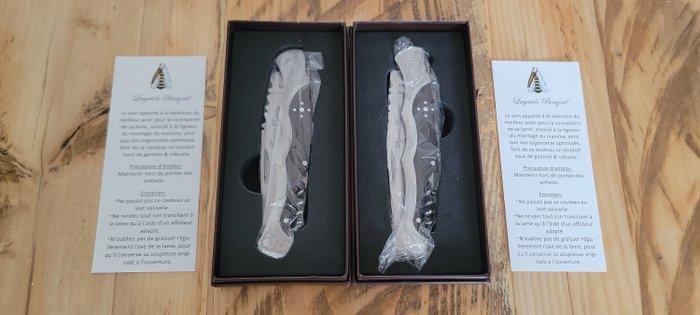 Laguiole Bougna - Tafelmessenset (2) - Staal - 2 zakmessen, Antiek en Kunst, Antiek | Keukengerei