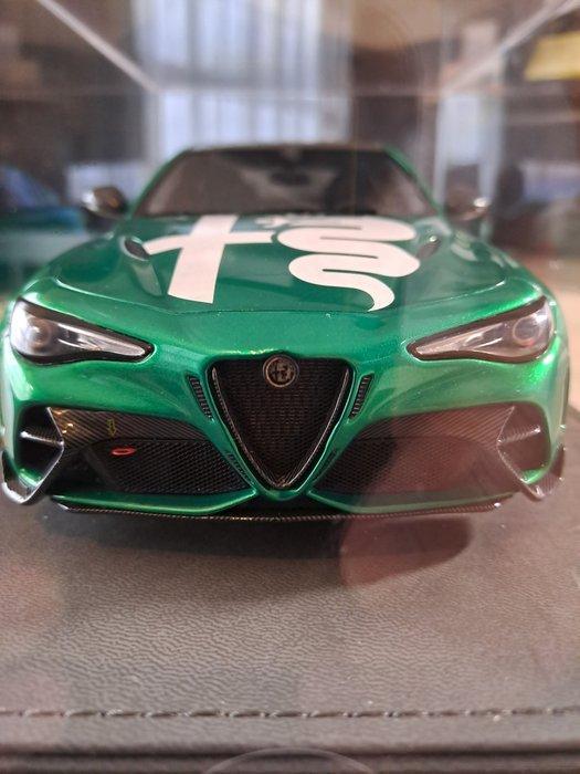 BBR Models 1:18 - Modelauto - Alfa Romeo Giulia GTA, Hobby & Loisirs créatifs, Voitures miniatures | 1:5 à 1:12