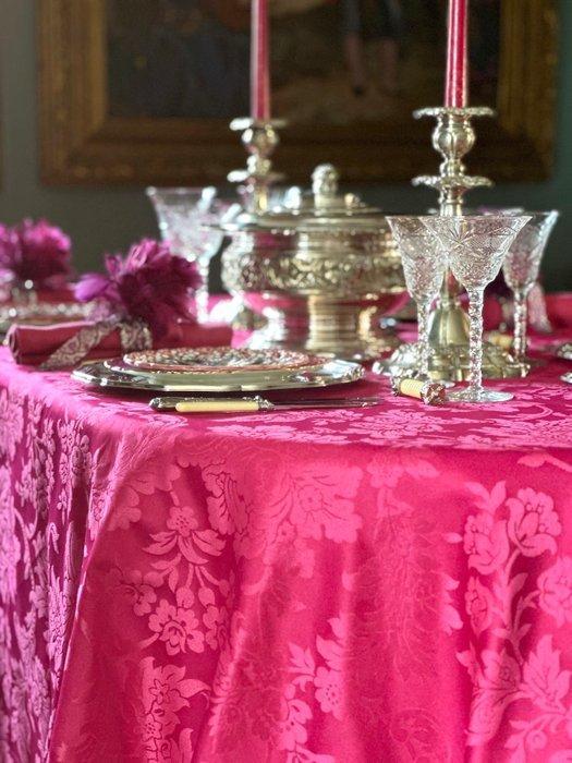 Dames damast tafelkleed in fuchsiaroze voor feesttafels, met, Antiek en Kunst, Kunst | Designobjecten