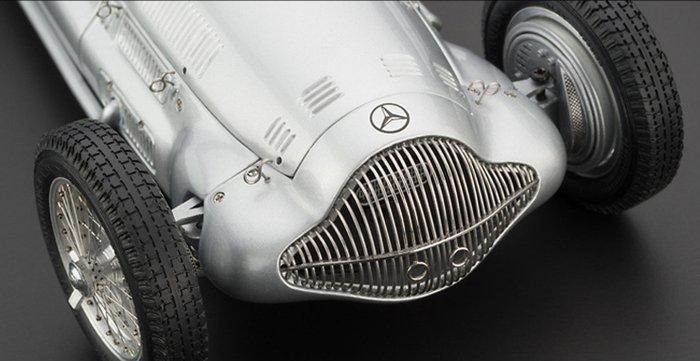 CMC 1:18 - Model raceauto - Mercedes-Benz W154, 1938. The, Hobby & Loisirs créatifs, Voitures miniatures | 1:5 à 1:12