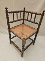 Stoel - Franse Bobbin Hoekstoel met Rieten Afwerking - Hout,, Antiek en Kunst