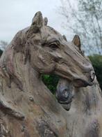 Sculpture, paardenbeeld in hartvorm - 35 cm - mgo compenser
