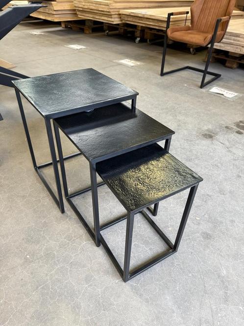 Noelle, set van 3 bijzettafels (nieuw, outlet), Huis en Inrichting, Tafels | Bijzettafels, Nieuw