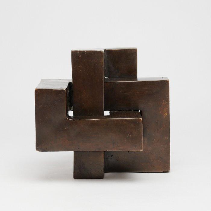 Sculpture, Very Heavy Cubist Sculpture - The Endless Knot, Antiek en Kunst, Kunst | Designobjecten