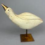Ewa Budzowska - sculptuur, The bird (with 24carat gold) - 15
